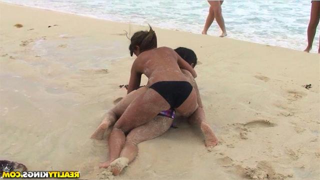 Секс на пляже 6 фото