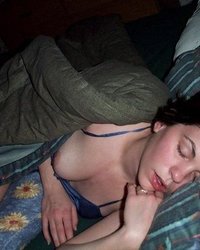 Фотографии спящих голышом красавиц 6 фотография
