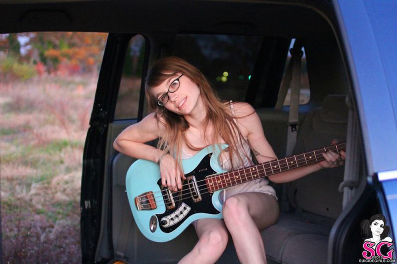 Порно видео с гитарой смотреть онлайн бесплатно