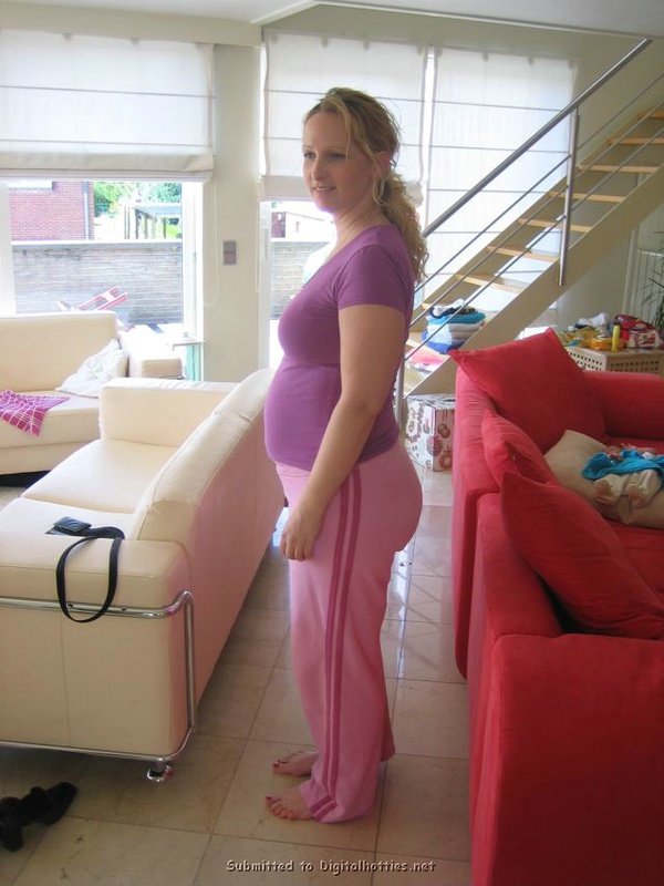 Беременная жена резво оголилась 10 фото