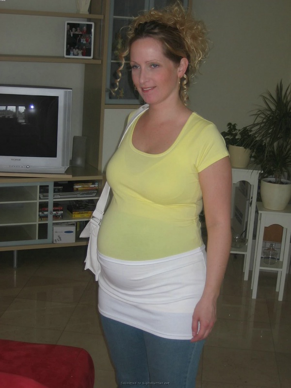 Беременная жена резво оголилась 12 фото