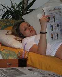 Девка после пьянки заснула голая 15 фотография