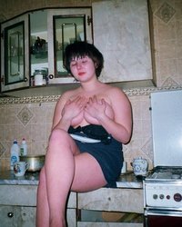 Подборка частных снимков с обнаженными телочками из 90-х 25 фото