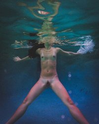 Подборка голых телочек под водой 15 фото