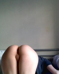 Подборка задниц девушек в сексуальных трусиках 14 фото